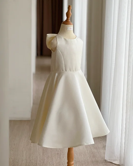 Eloise Off White AIVY09